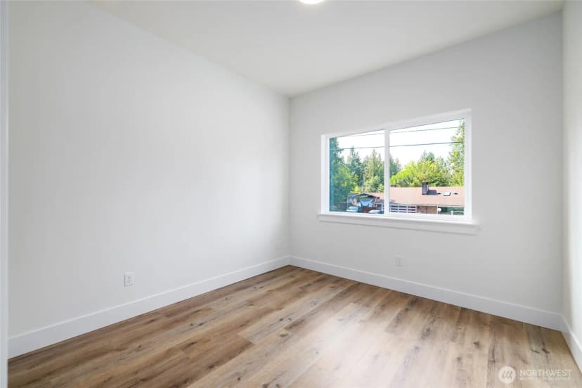 Property photo for 1010 N 14th Street, Mount Vernon photo 15