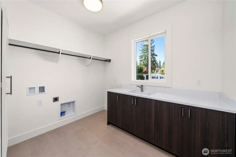 Property photo for 656 166th Avenue Ne, Bellevue photo 35