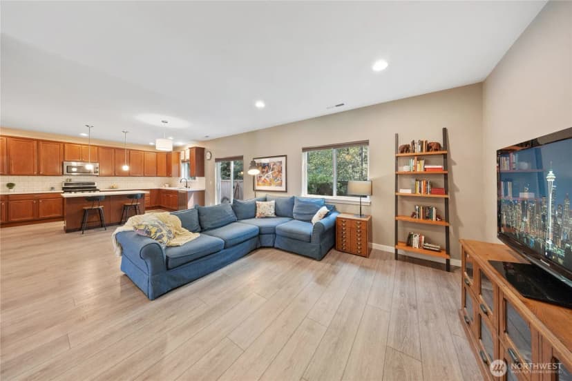 Property photo for 4916 Pike Street Ne, Auburn photo 8