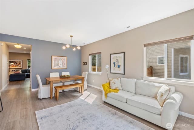 Property photo for 4916 Pike Street Ne, Auburn photo 4