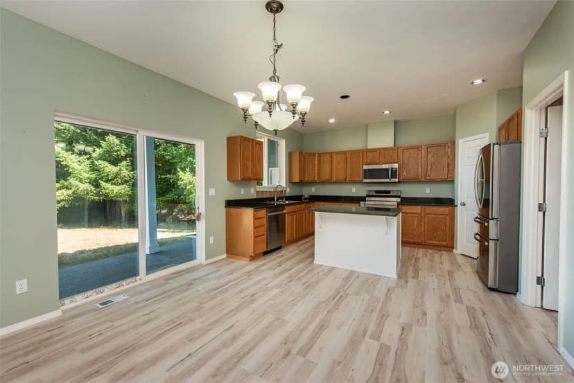 Property photo for 544 Blackhawk Loop, Port Angeles photo 10