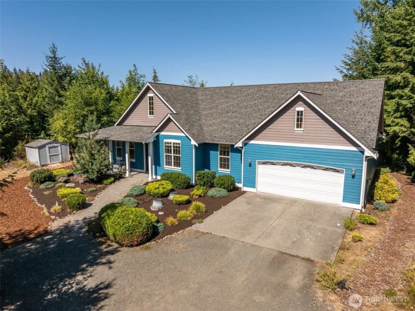 Property photo for 544 Blackhawk Loop, Port Angeles photo 2