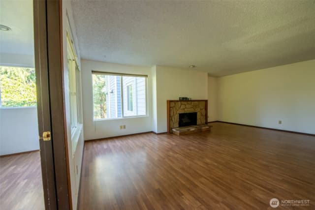 Property photo for 17417 Ashworth Avenue N #303, Shoreline photo 3