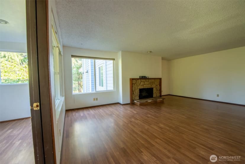 Property photo for 17417 Ashworth Avenue N #303, Shoreline photo 3