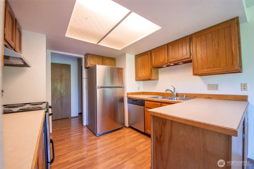Property photo for 17417 Ashworth Avenue N #303, Shoreline photo 20