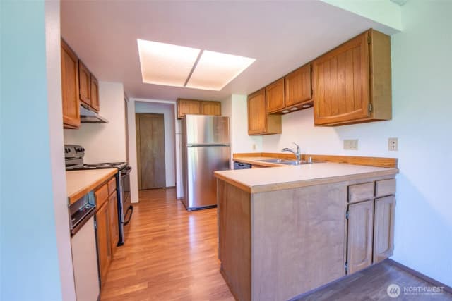 Property photo for 17417 Ashworth Avenue N #303, Shoreline photo 5