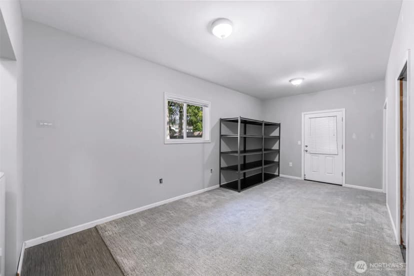 Property photo for 606 Morgan Road, Everett photo 26