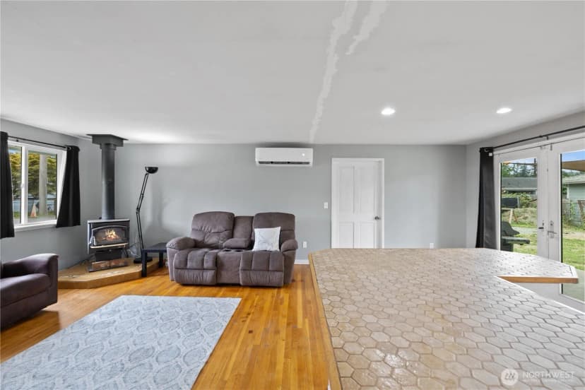 Property photo for 203 Porter Lane, Sultan photo 16
