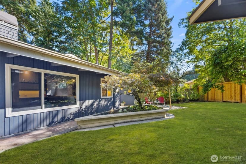 Property photo for 12815 Ne Fourth Place, Bellevue photo 4