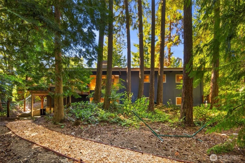 Property photo for 12815 Ne Fourth Place, Bellevue photo 36