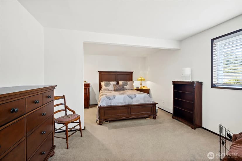 Property photo for 20640 130th Avenue Se, Kent photo 19