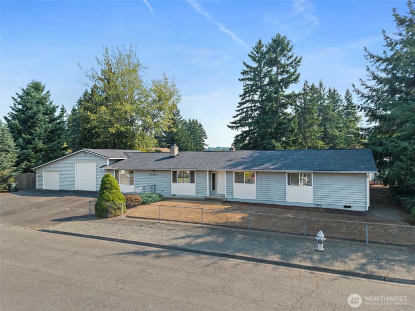 Property photo for 20640 130th Avenue Se, Kent photo 3