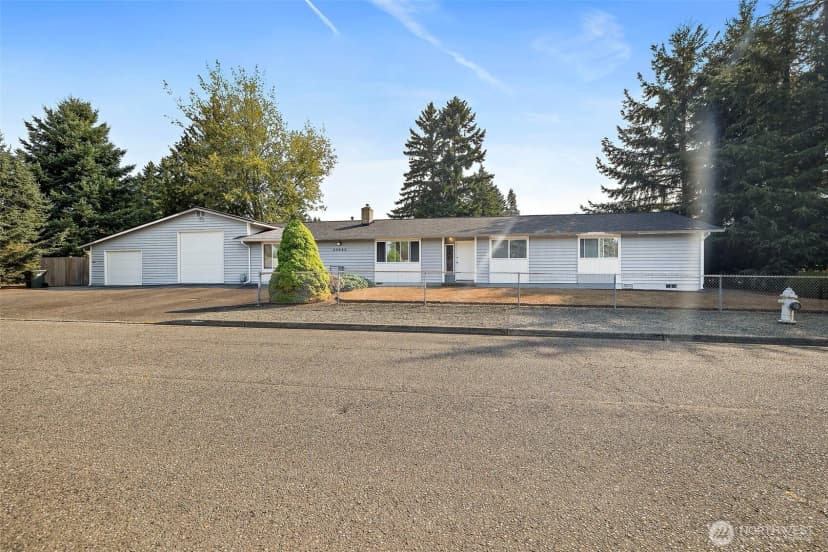 Property photo for 20640 130th Avenue Se, Kent photo 31