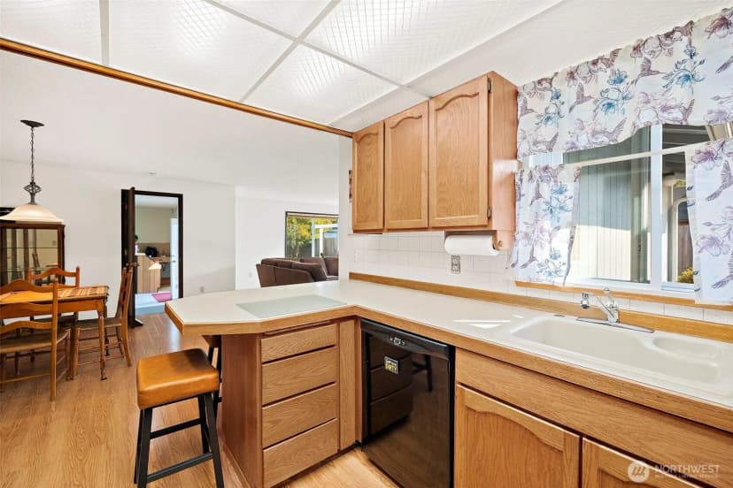 Property photo for 20640 130th Avenue Se, Kent photo 12