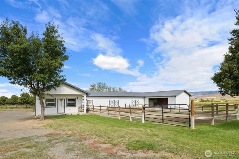 Property photo for 1210 Takhoma Farm Road, Ellensburg photo 23