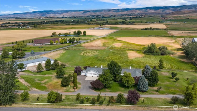 Property photo for 1210 Takhoma Farm Road, Ellensburg photo 34