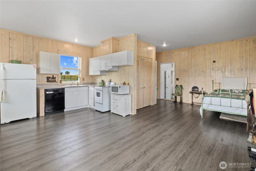 Property photo for 1210 Takhoma Farm Road, Ellensburg photo 25