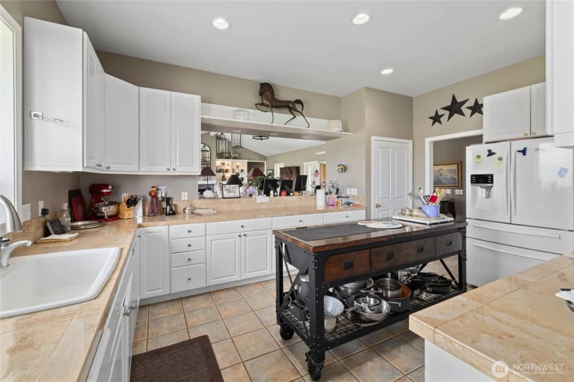 Property photo for 1210 Takhoma Farm Road, Ellensburg photo 12