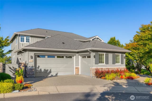 Property photo for 23980 Ne Greens Crossing Road, Redmond