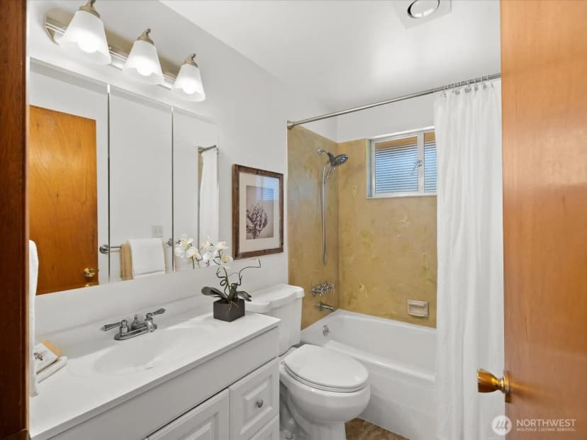 Property photo for 7807 191st Street Sw, Edmonds photo 12