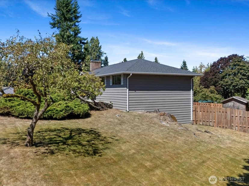Property photo for 7807 191st Street Sw, Edmonds photo 32