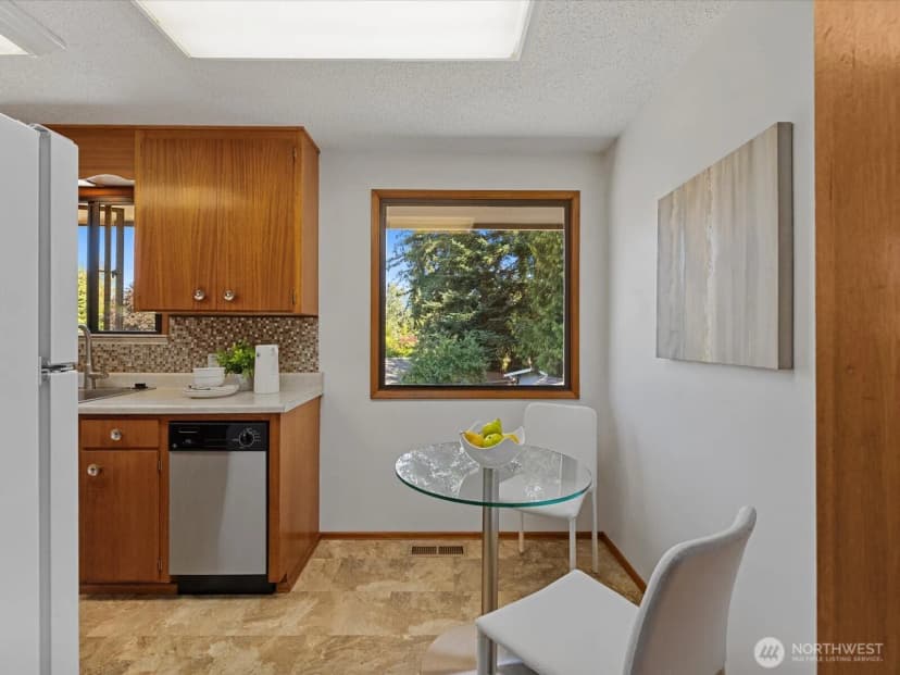 Property photo for 7807 191st Street Sw, Edmonds photo 10