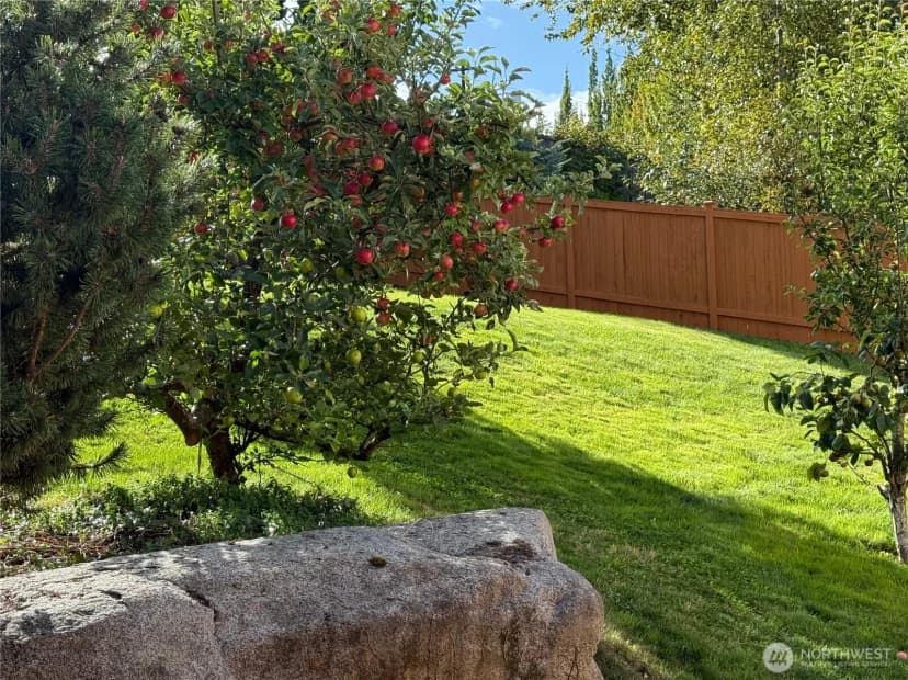 Property photo for 2128 148th Place Sw, Lynnwood photo 34