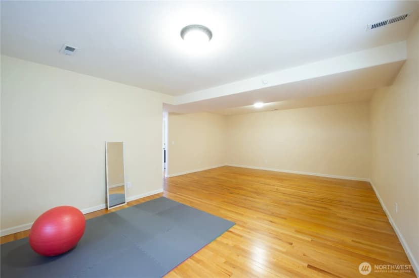 Property photo for 2128 148th Place Sw, Lynnwood photo 27