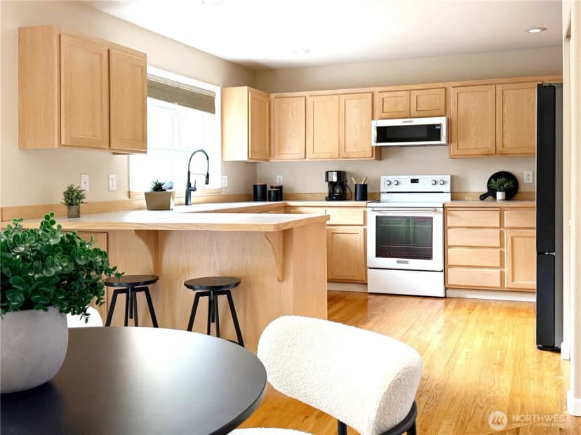Property photo for 2128 148th Place Sw, Lynnwood photo 11