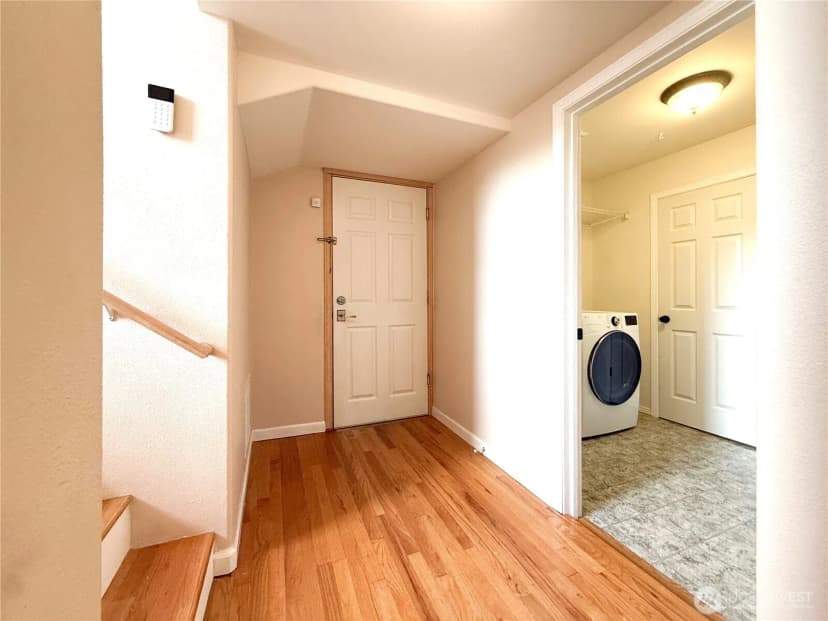 Property photo for 2128 148th Place Sw, Lynnwood photo 26