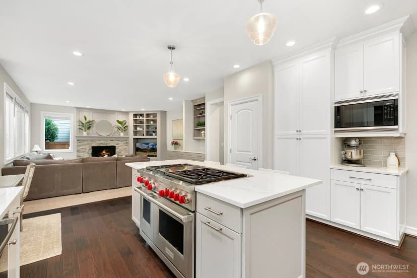 Property photo for 27534 Se 28th Place, Sammamish photo 5