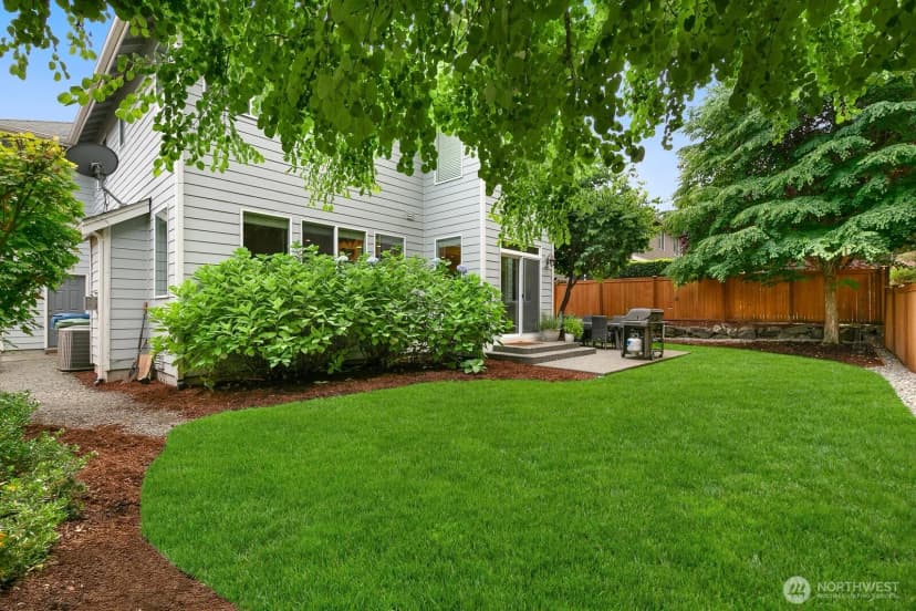 Property photo for 27534 Se 28th Place, Sammamish photo 30