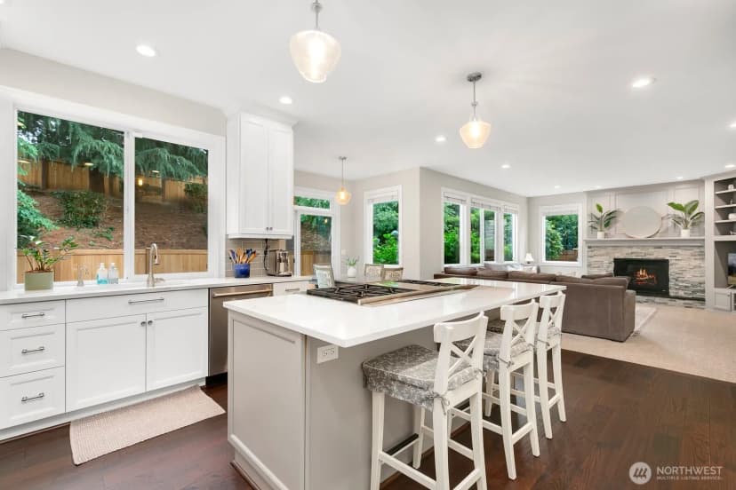 Property photo for 27534 Se 28th Place, Sammamish photo 6