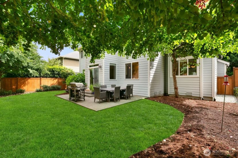 Property photo for 27534 Se 28th Place, Sammamish photo 32