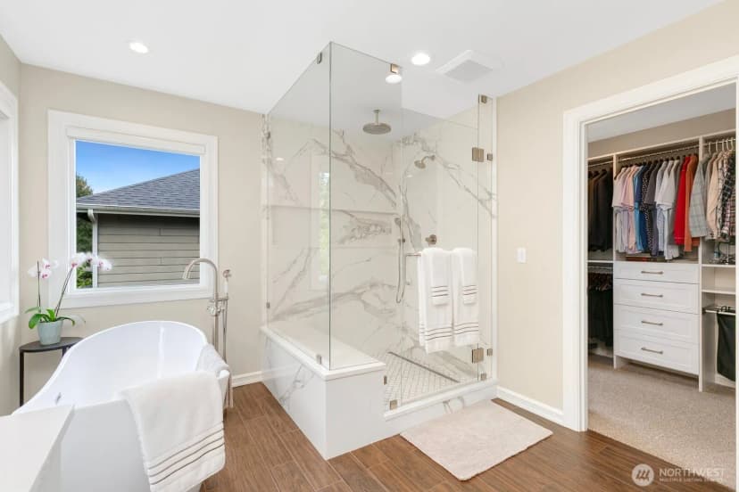 Property photo for 27534 Se 28th Place, Sammamish photo 21