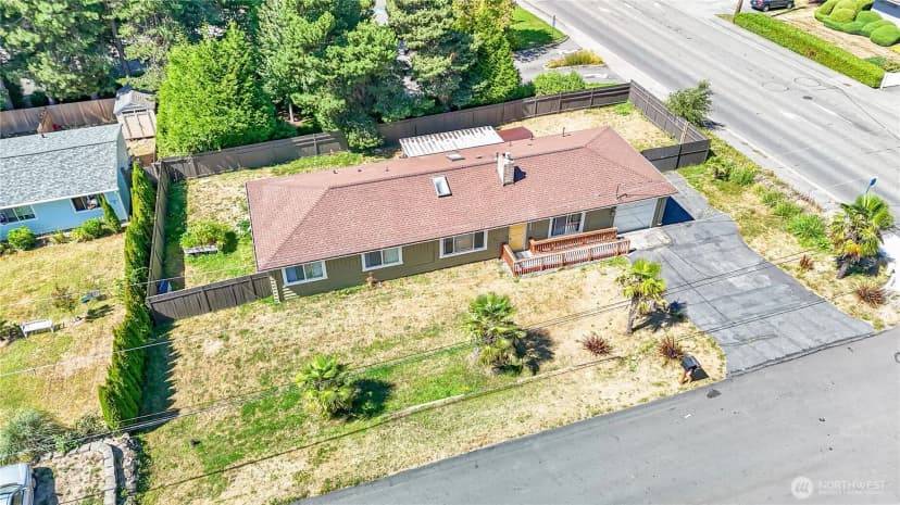 Property photo for 18804 43rd Avenue W, Lynnwood photo 14