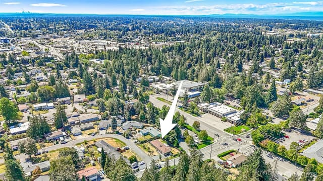 Property photo for 18804 43rd Avenue W, Lynnwood photo 4