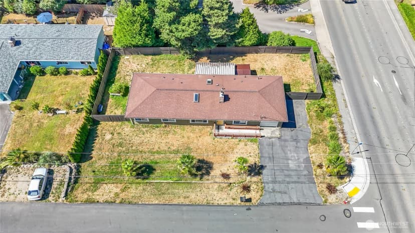 Property photo for 18804 43rd Avenue W, Lynnwood photo 13