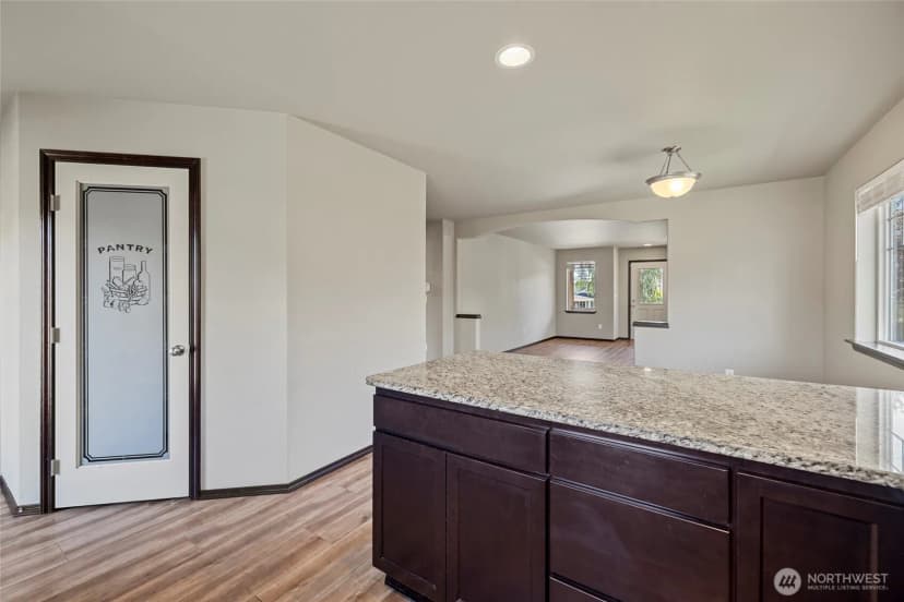 Property photo for 1422 Portobello Avenue, Sedro Woolley photo 12