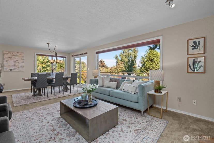 Property photo for 18722 64th Lane Ne, Kenmore photo 6