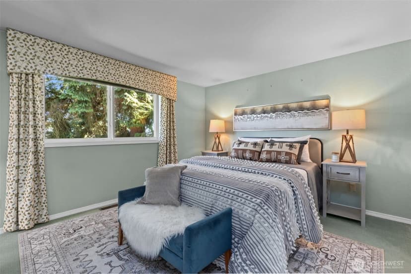 Property photo for 18722 64th Lane Ne, Kenmore photo 17