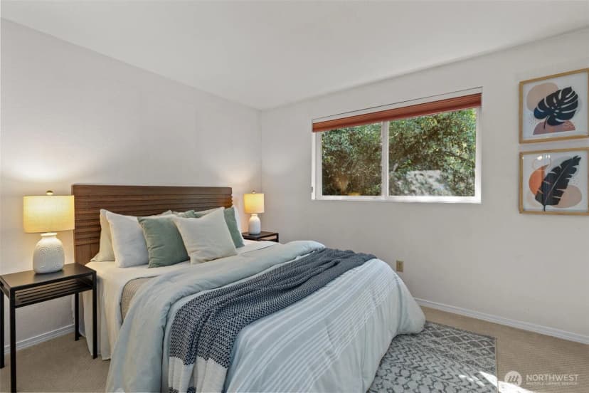 Property photo for 18722 64th Lane Ne, Kenmore photo 23