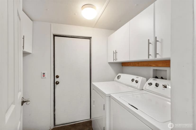 Property photo for 27648 Woodside Road Ne, Kingston photo 19