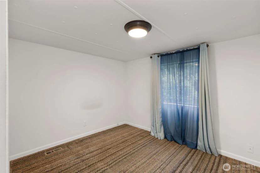Property photo for 27648 Woodside Road Ne, Kingston photo 17