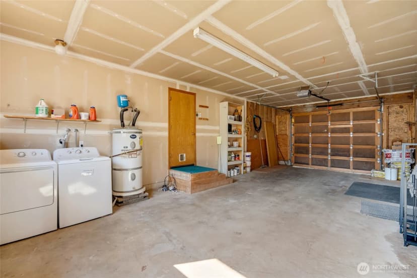 Property photo for 16411 Jordan Way, Arlington photo 17