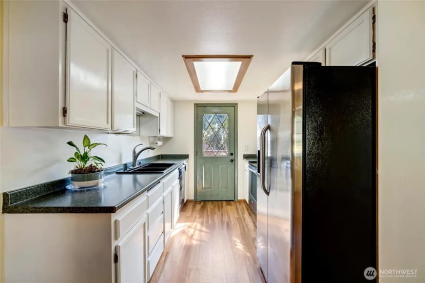Property photo for 16411 Jordan Way, Arlington photo 8