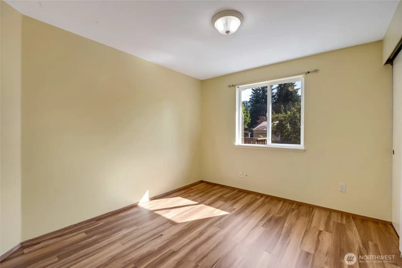 Property photo for 16411 Jordan Way, Arlington photo 13