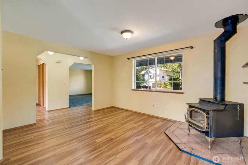 Property photo for 16411 Jordan Way, Arlington photo 7