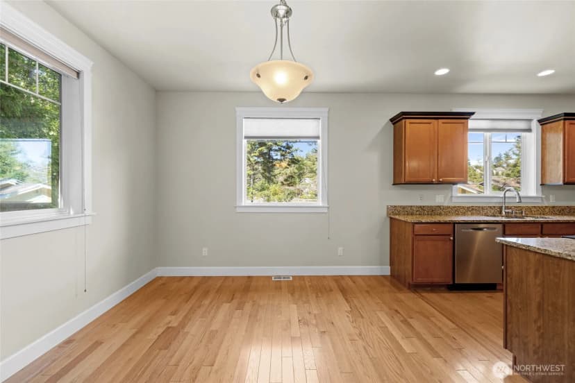 Property photo for 6110 Parkside Drive, Anacortes photo 12