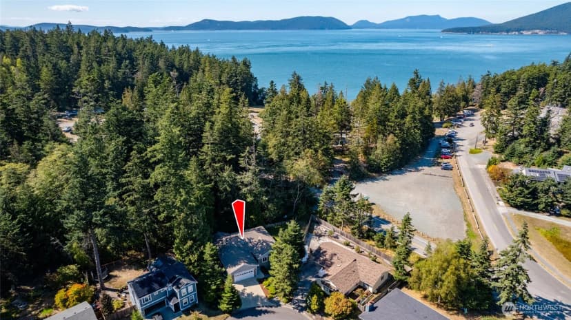 Property photo for 6110 Parkside Drive, Anacortes photo 2